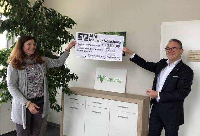 Tolle Scheckübergabe des Rotary-Clubs Mainz-Rheinhessen