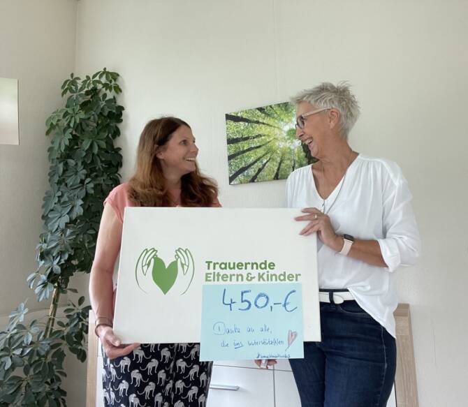 Herzlicher Besuch in der Geschäftsstelle!